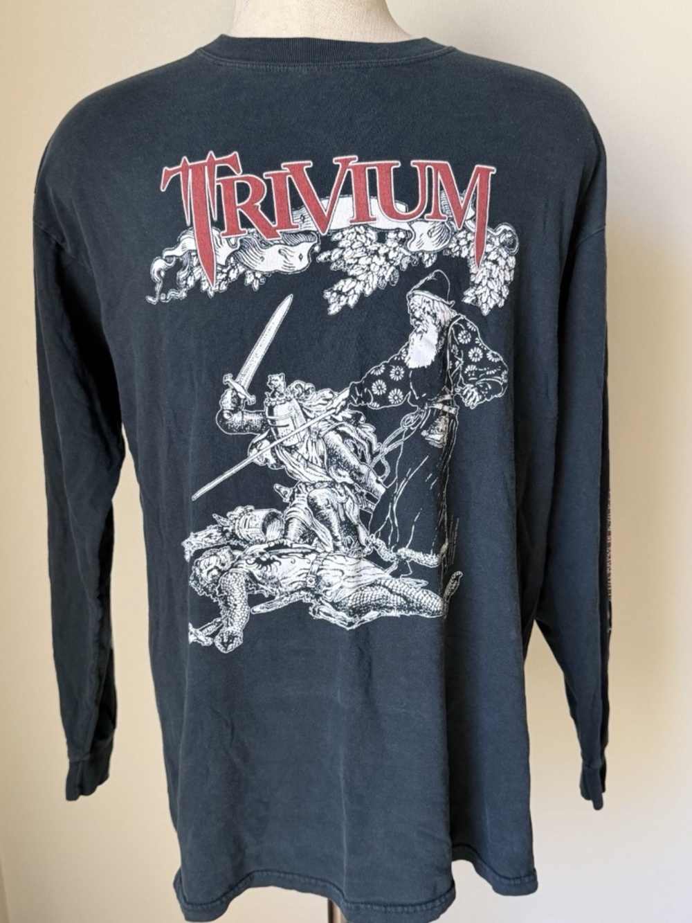 VTG Y2K Long Sleeve Black Trivium Wizard Knight M & O T Shirt Sz L